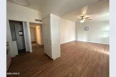 10362 W Oakmont Drive, Sun City, AZ 85351 - Photo 12