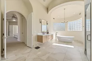 14020 S Canyon Dr, Phoenix, AZ 85048 - Photo 12