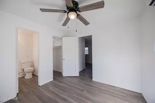 2537 E Willetta St, Phoenix, AZ 85008 - Photo 10