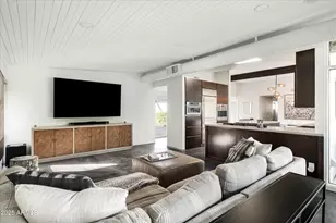 3127 N 60th St, Phoenix, AZ 85018 - Photo 6