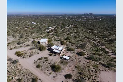 2401 S Coyote Trail, Maricopa, AZ 85139 - Photo 52