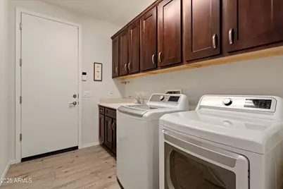 26820 W Kerry Lane, Buckeye, AZ 85396 - Photo 34