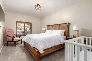 5450 E Deer Valley Dr, Phoenix, AZ 85054 - Photo 18