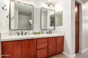 5450 E Deer Valley Dr, Phoenix, AZ 85054 - Photo 16