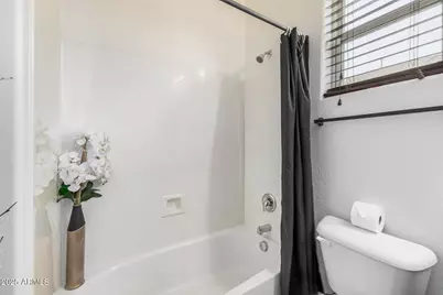 18600 W Illini Street, Goodyear, AZ 85338 - Photo 32