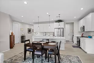 2049 E Entoro Dr, Casa Grande, AZ 85122 - Photo 2