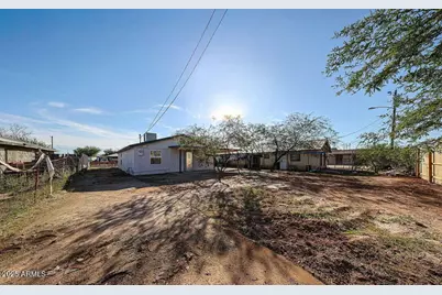 2024 W Hadley Street, Phoenix, AZ 85009 - Photo 14