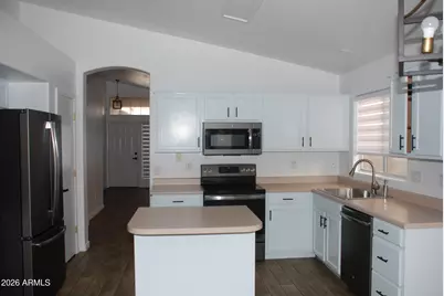 249 W Grovers Avenue, Phoenix, AZ 85023 - Photo 32