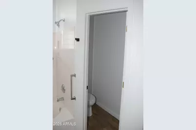 249 W Grovers Avenue, Phoenix, AZ 85023 - Photo 24