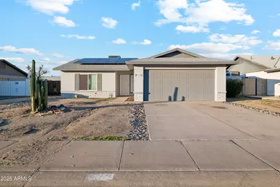7208 W Medlock Drive, Glendale, AZ 85303 - Photo 1