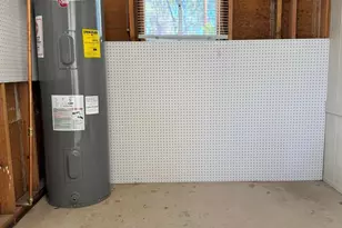 2233 E Behrend Dr, Phoenix, AZ 85024 - Photo 26