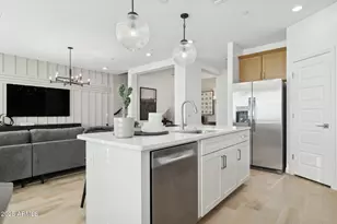 11874 W Burnside Trail, Peoria, AZ 85383 - Photo 12