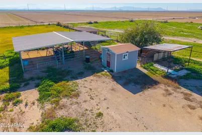 48217 W Quail Run Way #8, Maricopa, AZ 85139 - Photo 12