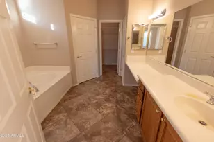 16461 W Juniper Ct, Surprise, AZ 85387 - Photo 22