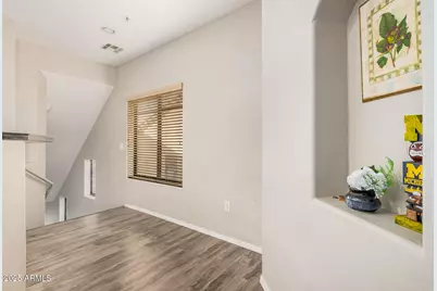 6770 N 47th Avenue #2018, Glendale, AZ 85301 - Photo 14