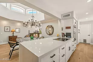 2505 E Palo Verde Dr, Phoenix, AZ 85016 - Photo 8