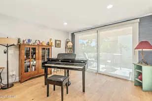 2505 E Palo Verde Dr, Phoenix, AZ 85016 - Photo 32