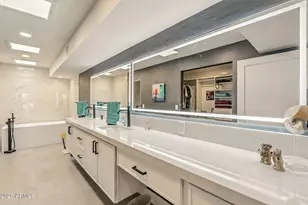 2505 E Palo Verde Dr, Phoenix, AZ 85016 - Photo 36