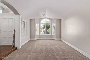 915 W Grand Caymen Dr, Gilbert, AZ 85233 - Photo 6