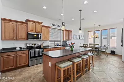 17604 W Surrey Drive, Surprise, AZ 85388 - Photo 16