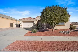 17604 W Surrey Dr, Surprise, AZ 85388 - Photo 2
