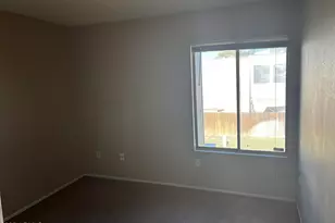 5919 W Golden Ln, Glendale, AZ 85302 - Photo 6