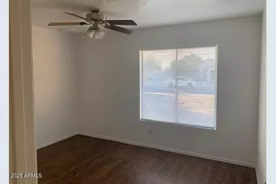 9761 N 68th Lane, Peoria, AZ 85345 - Photo 14