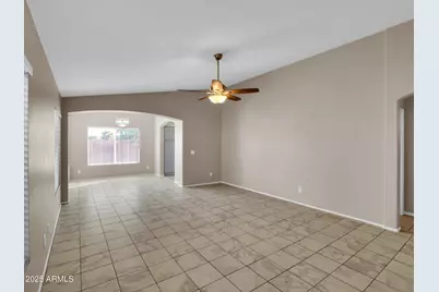 18259 N 11th Drive, Phoenix, AZ 85023 - Photo 6