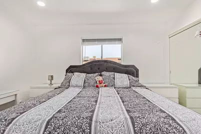 5704 W Purdue Circle, Glendale, AZ 85302 - Photo 22
