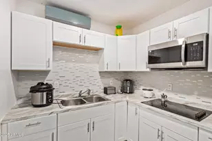 5704 W Purdue Cir, Glendale, AZ 85302 - Photo 38