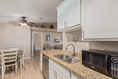 8140 N 107th Avenue #151, Peoria, AZ 85345 - Photo 12