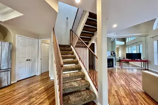 10255 N 12th Pl, Phoenix, AZ 85020 - Photo 4