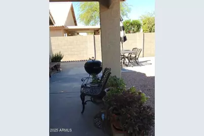 1124 W Nancy Lane, Phoenix, AZ 85041 - Photo 16