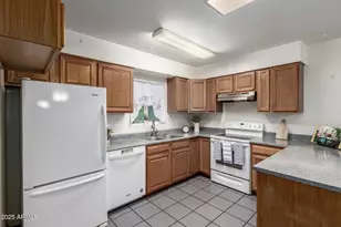 2828 N 72nd Ave, Phoenix, AZ 85035 - Photo 10