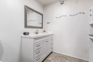 2828 N 72nd Ave, Phoenix, AZ 85035 - Photo 18