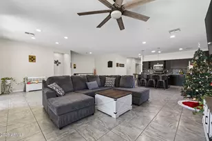 7137 S Fawn Ave, Gilbert, AZ 85298 - Photo 4