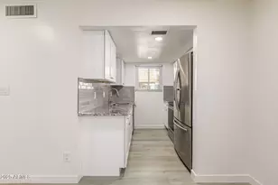 7126 N 19th Ave, Phoenix, AZ 85021 - Photo 16