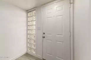 7126 N 19th Ave, Phoenix, AZ 85021 - Photo 8