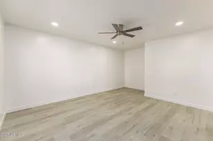 7126 N 19th Ave, Phoenix, AZ 85021 - Photo 12