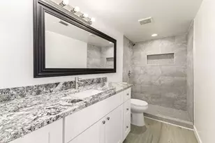 7126 N 19th Ave, Phoenix, AZ 85021 - Photo 26