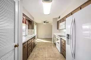 10461 W Sutters Gold Ln, Sun City, AZ 85351 - Photo 24