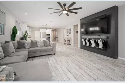 964 N 110th Avenue, Avondale, AZ 85323 - Photo 10