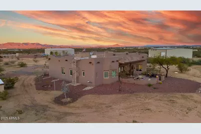 48424 N 520th Avenue, Aguila, AZ 85320 - Photo 6