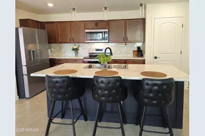 18141 W Yavapai Street, Goodyear, AZ 85338 - Photo 2