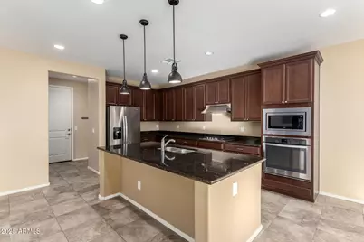 18417 W Elm Street, Goodyear, AZ 85395 - Photo 2