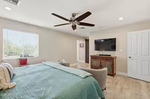 3470 E Paradise Dr, Phoenix, AZ 85028 - Photo 16