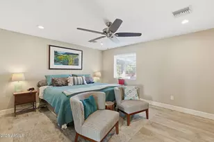 3470 E Paradise Dr, Phoenix, AZ 85028 - Photo 14