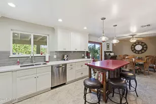 3470 E Paradise Dr, Phoenix, AZ 85028 - Photo 10