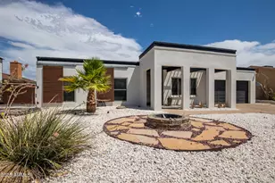 4313 E Sunrise Dr, Phoenix, AZ 85044 - Photo 1