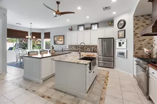 17932 W Browning Dr, Surprise, AZ 85374 - Photo 10